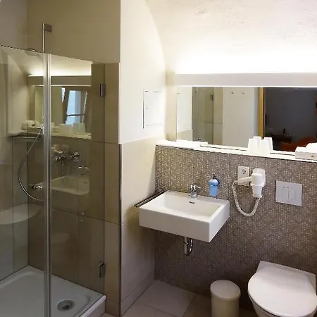 Bernardo Bellotto Garni Hotel 3*